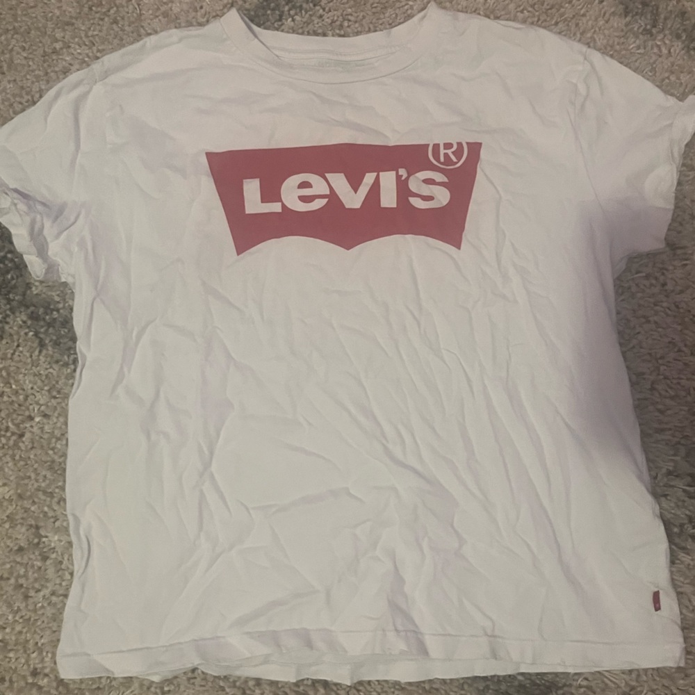 levis distressed t shirt